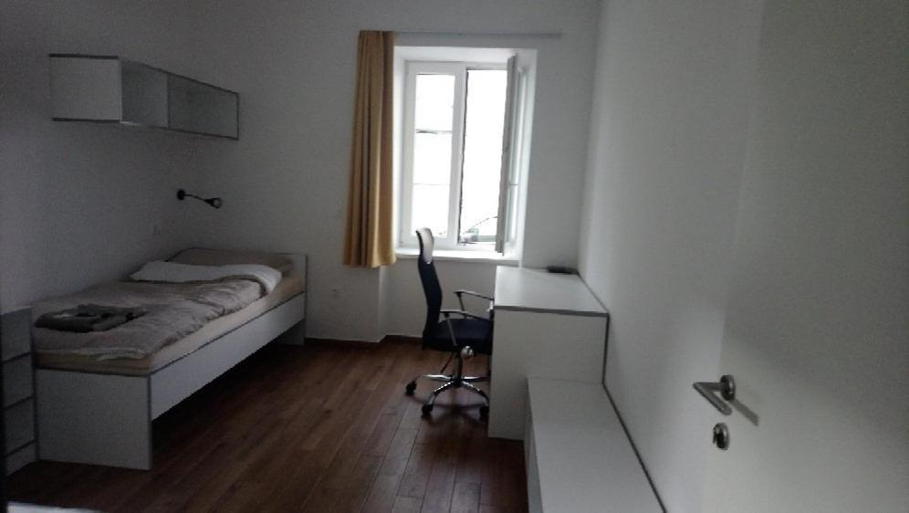 Bajta Na Obzidju Apartment Maribor Bagian luar foto